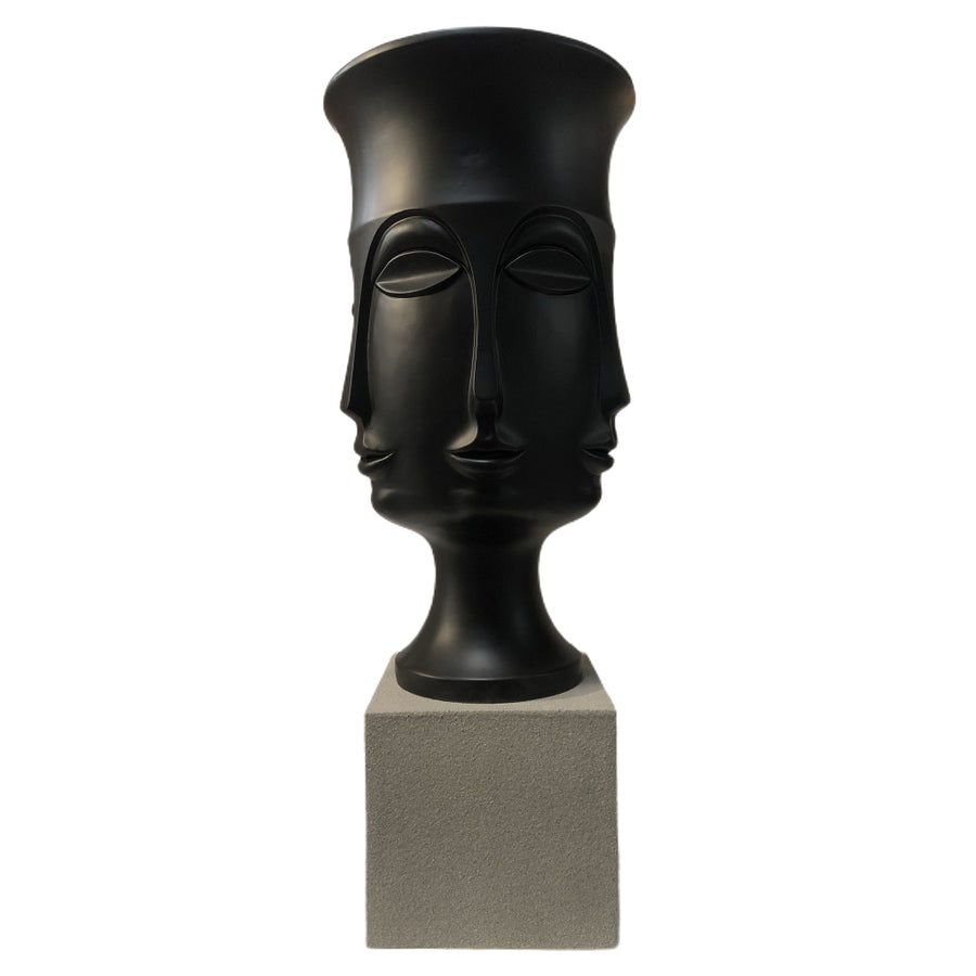 FLOOR VASE- MEDIUM | Matte Black Finish on Resin w/Frosted Gray Base