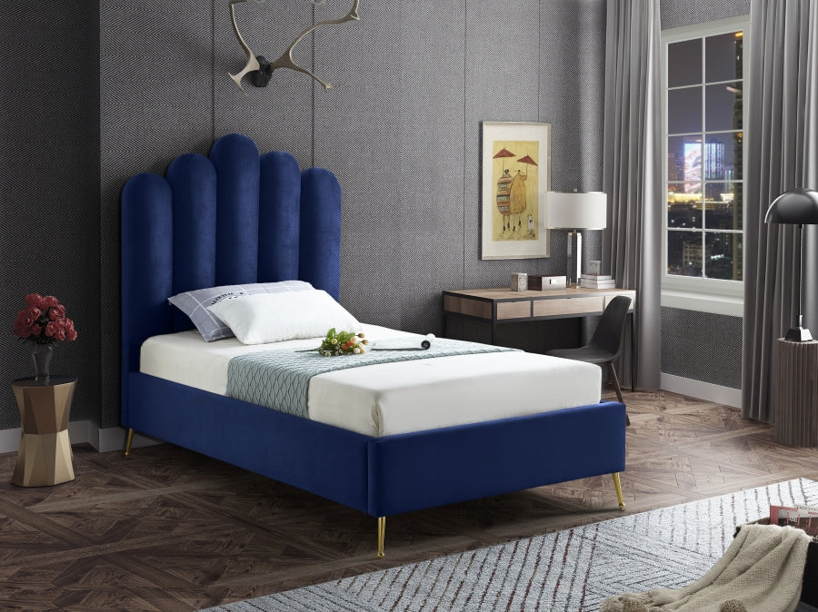 Lily Velvet Bed