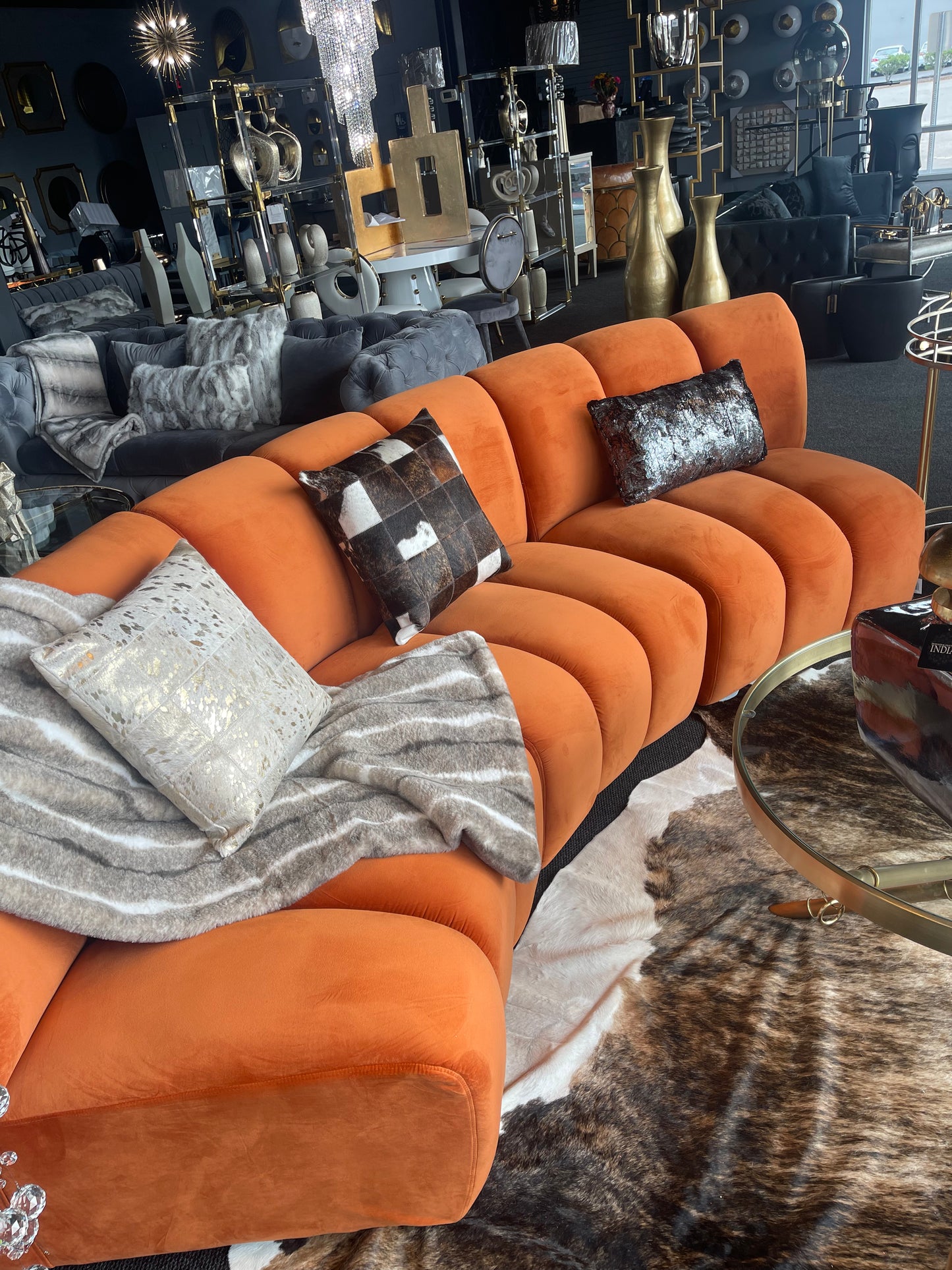 COGNAC INFINITY SOFA